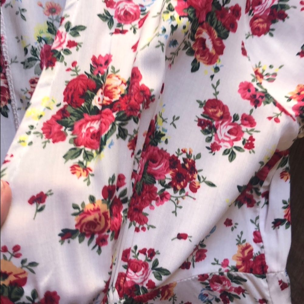 🌹Romantic Rose Plunging V Neck Floral Maxi Dress - Picture 4 of 10